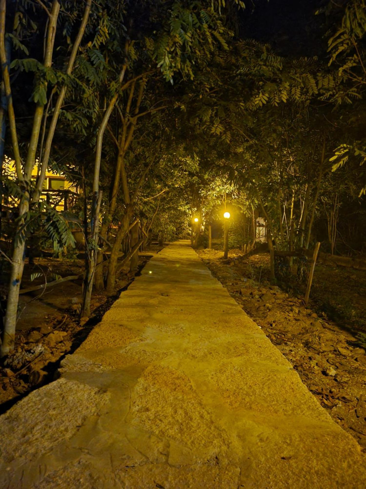 Katunguru Songbird Safari Lodge & Campsite מראה חיצוני תמונה