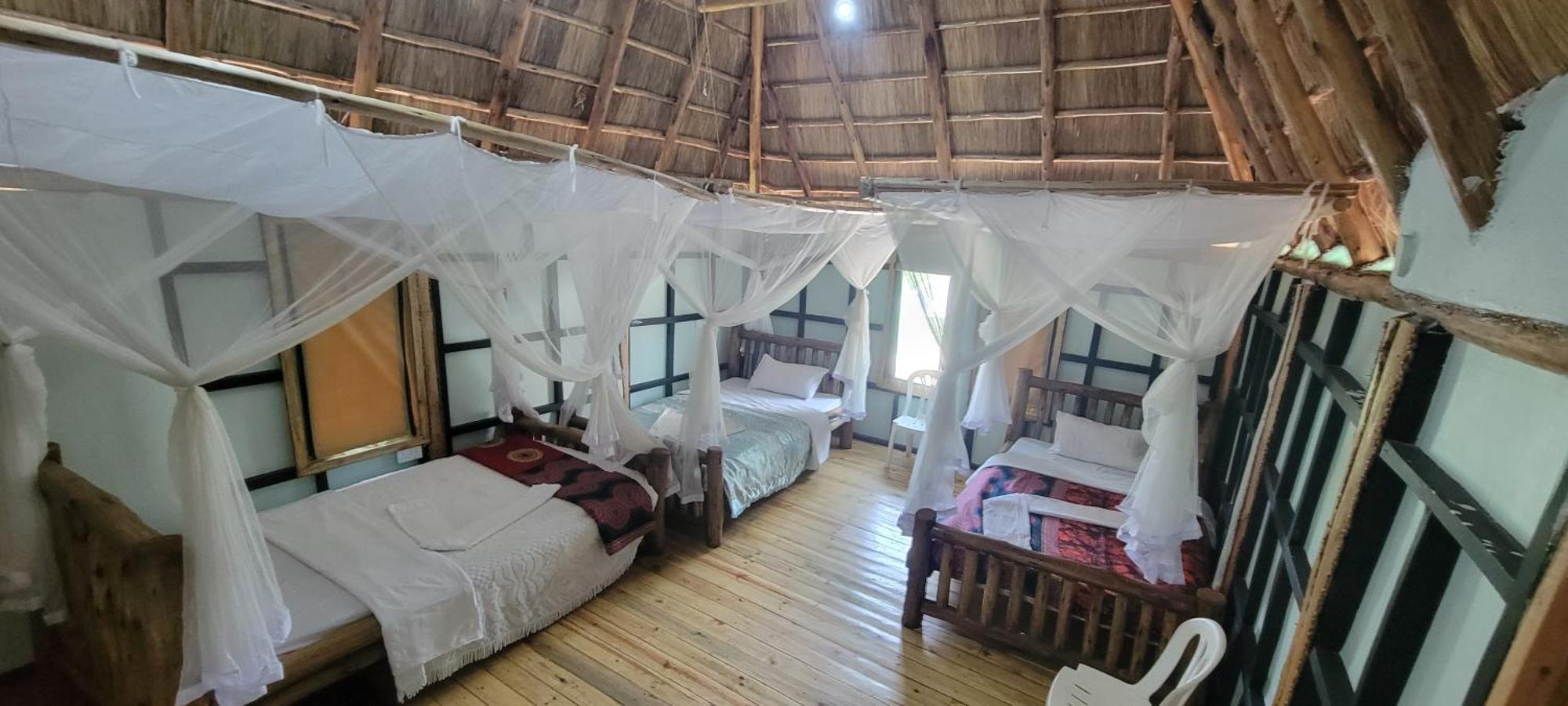 Katunguru Songbird Safari Lodge & Campsite מראה חיצוני תמונה